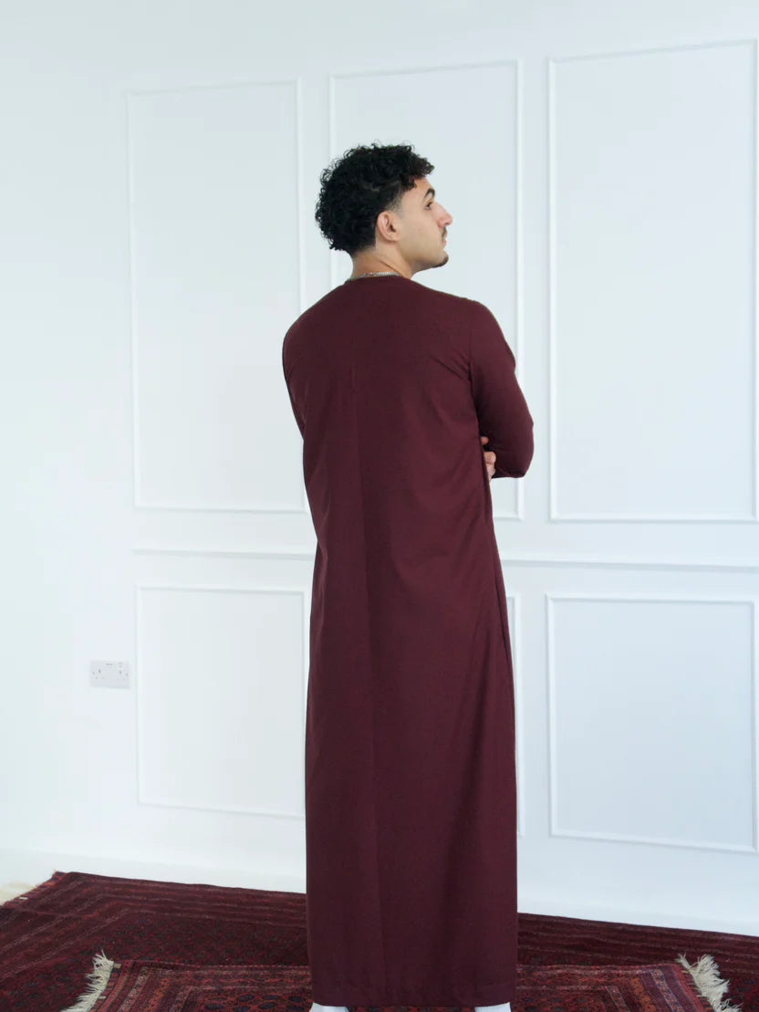 Classic Emirati Thobe with Elegant Embroidery (Maroon)