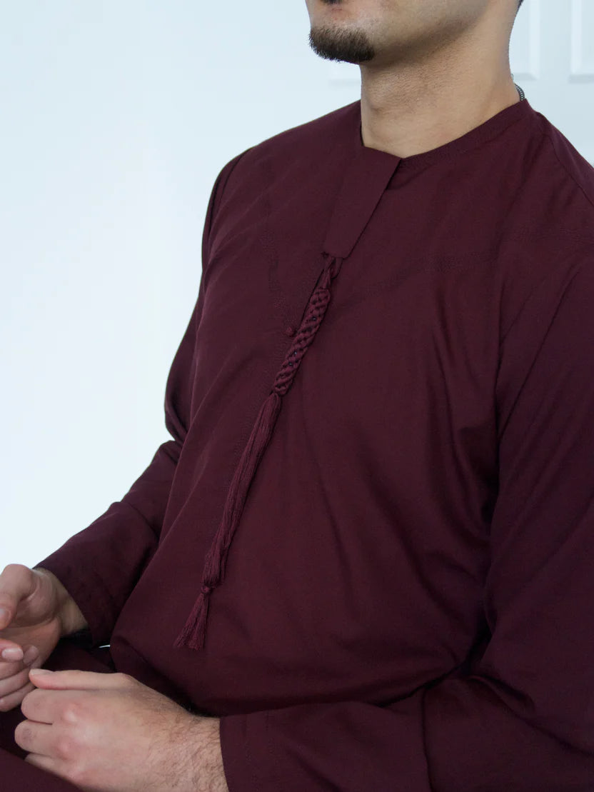 Classic Emirati Thobe with Elegant Embroidery (Maroon)